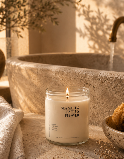 Load image into Gallery viewer, Sea Salt &amp; Cactus Flower Candle
